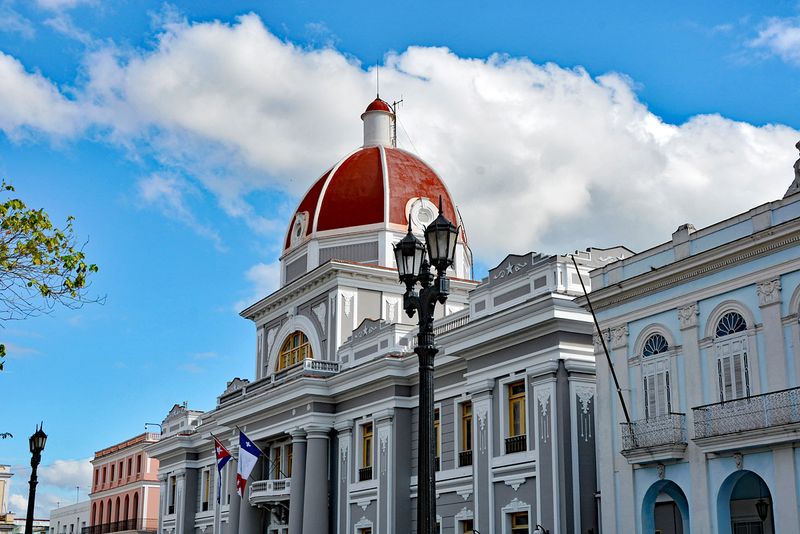 07_The City Hall.jpg