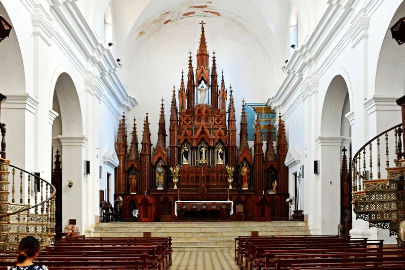 06_The carved altar.jpg