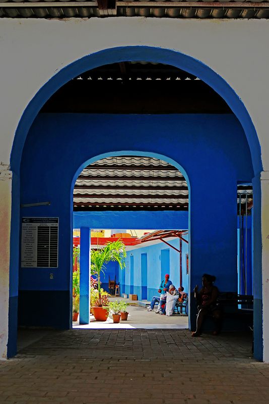 15_A hidden courtyard.jpg