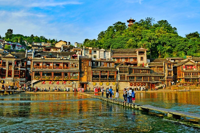 04_Stepping Stones Bridge.jpg