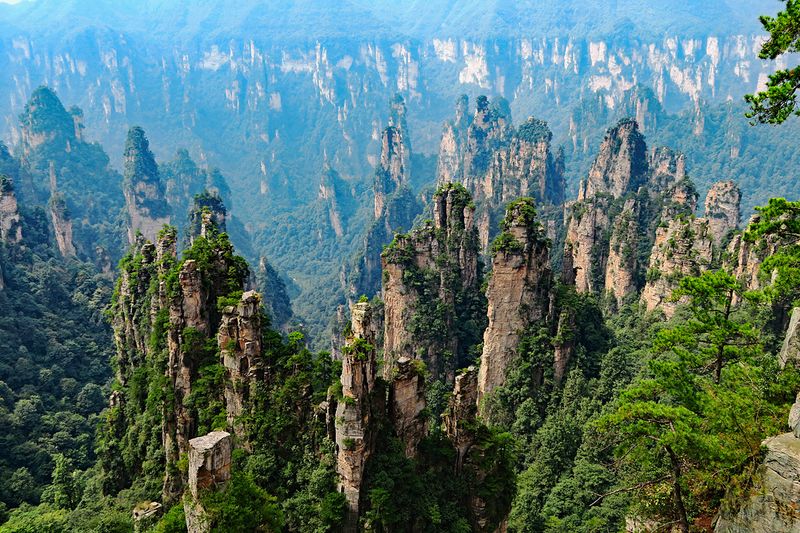 22_There are more than 3,000 of sandstone pillars in total.jpg