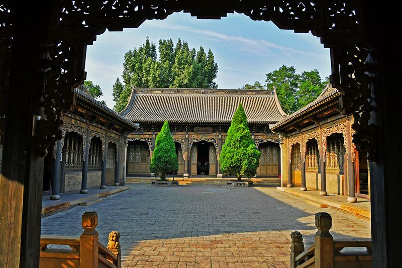 06_The total of rooms is 4,000 including classrooms.jpg