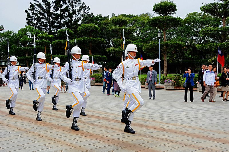 06_Honour guards in full spirit.jpg