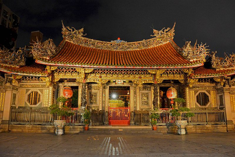18_Longshan Temple, Taipei.jpg 艋舺龍山寺