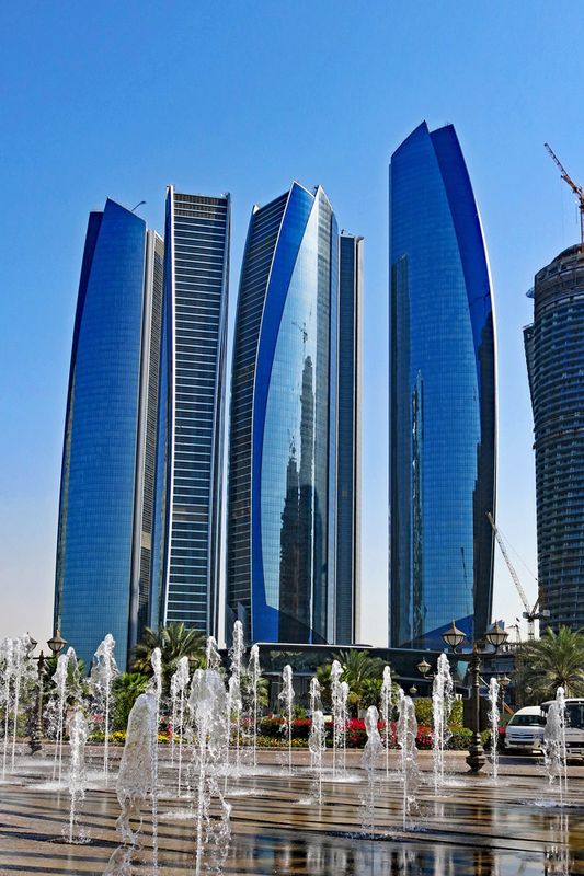 27_Etihad Towers.jpg