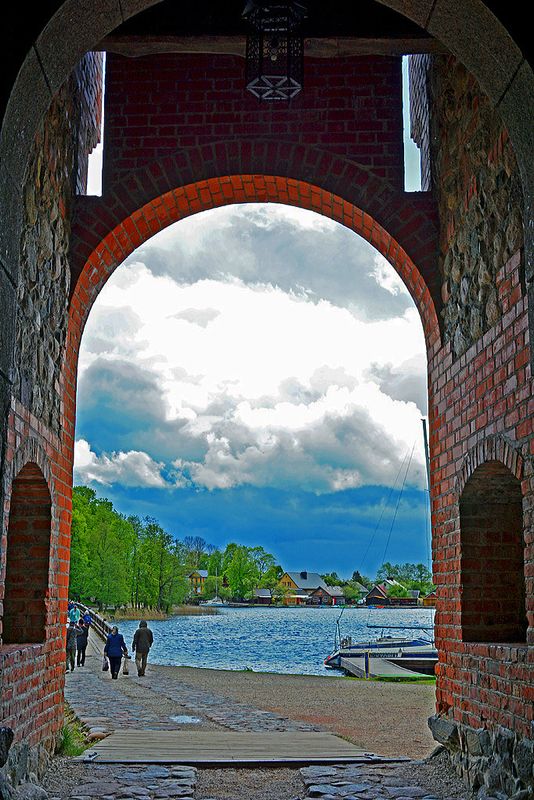 64_Trakai Castle.jpg