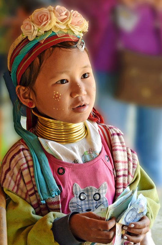 19_The youngest shopkeeper.jpg