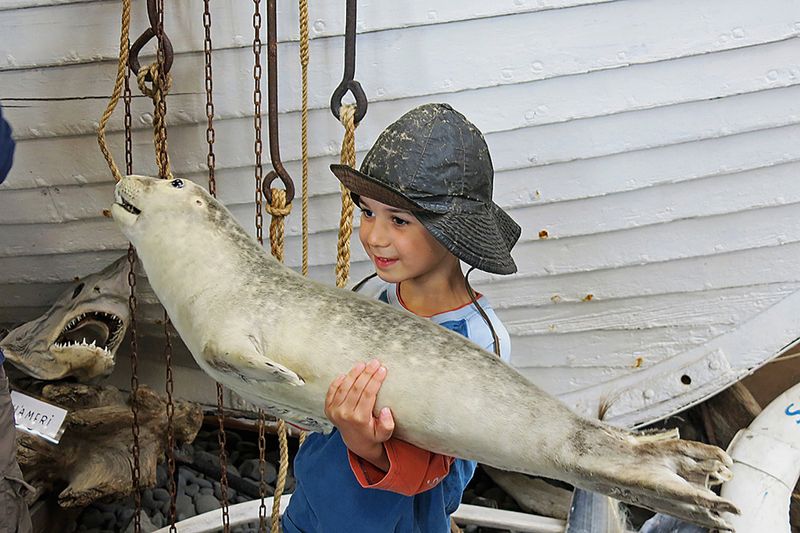 65_Almost his size.jpg