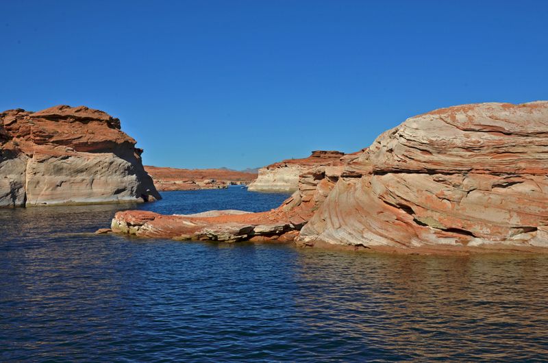 09_It's a reservoir on Colorado River, border of UT and AZ.jpg