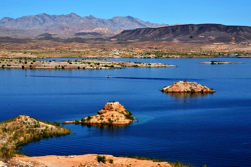 32_Lake Mead is the biggest reservoir in the US.jpg