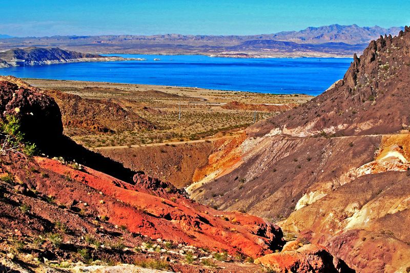 33_Lake Mead seen through a colorful valley.jpg