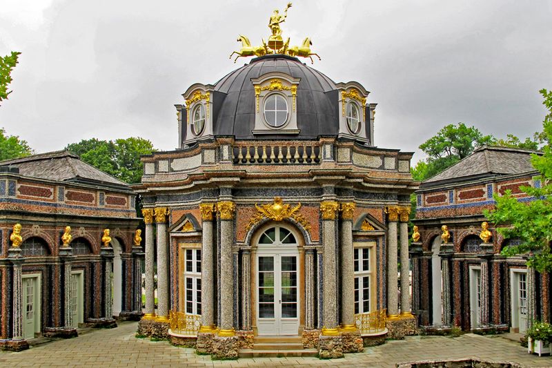 15_Hermitage Park New Palace (Neues Schloss Eremitage).jpg