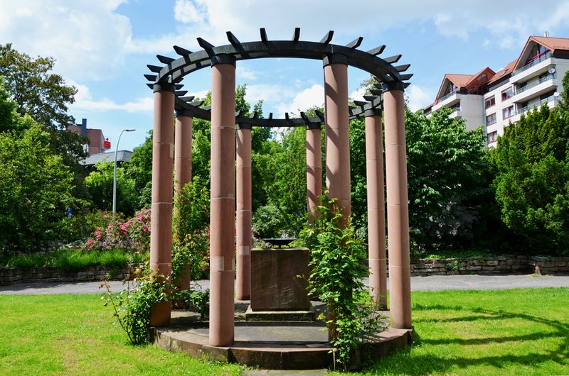 03_Otto Wels Square, a monument to the victims of facism.jpg