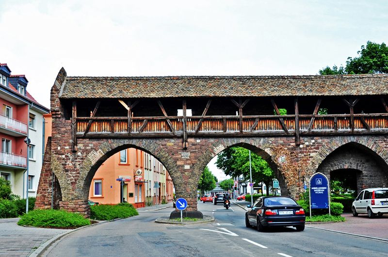 27_Battlement walkway at the former Jewish Quarter.jpg