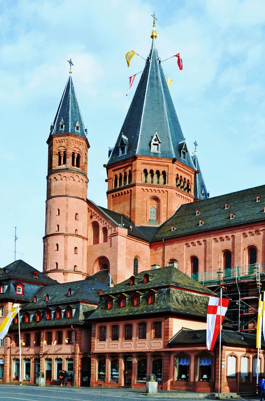 01_Mainz Cathedral.jpg