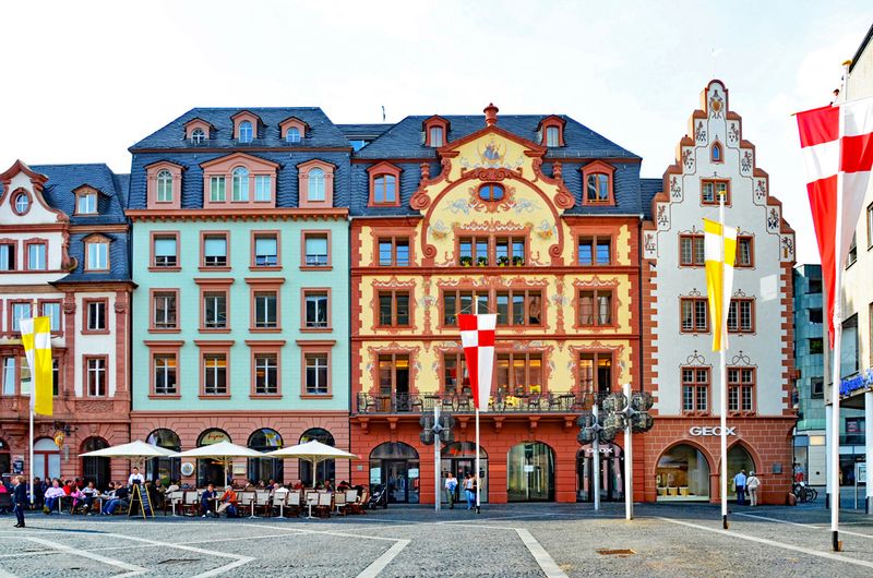10_Marktplatz (Market Square).jpg