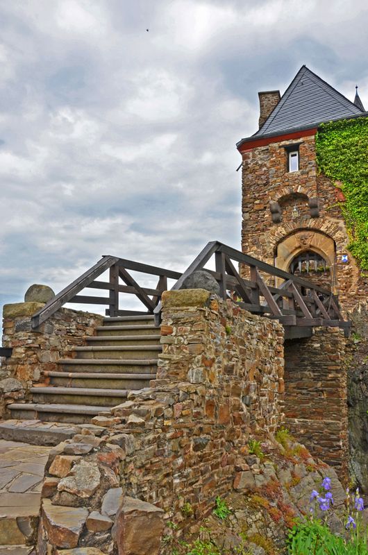 11_Burg Thurant.jpg