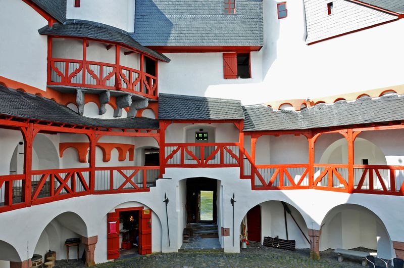 19_Burg Pfalzgrafenstein.jpg