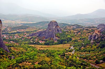 07_Meteora landscape.jpg