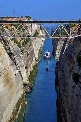 01_Corinth Canal.jpg