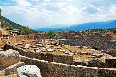 06_Mycenae Archaeological Site.jpg