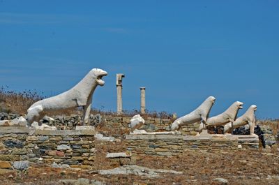 Delos