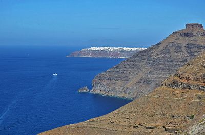 23_Oia in the distance.jpg