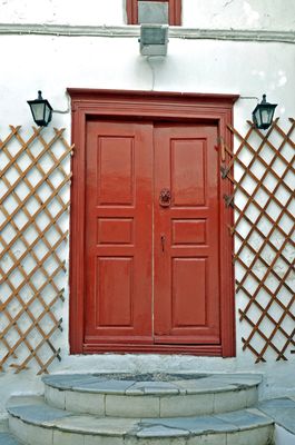 18_Red and white.jpg