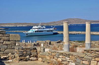 Delos_01.jpg