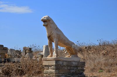 Delos