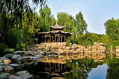 The Chang Family Compound 常家莊園