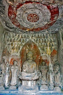 Longmen Grottoes_04.jpg