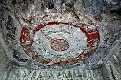 Longmen Grottoes_05.jpg