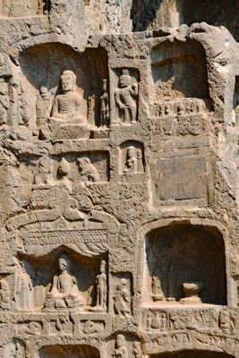 Longmen Grottoes_09.jpg