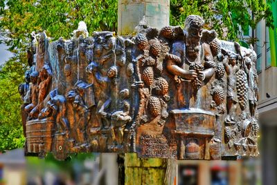 08_Vintners Fountain.jpg