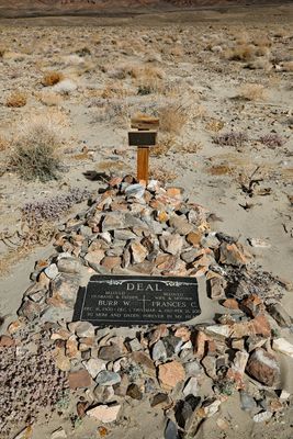 Keeler cemetery Deal grave