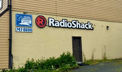 1 of 3 Radio Shacks left