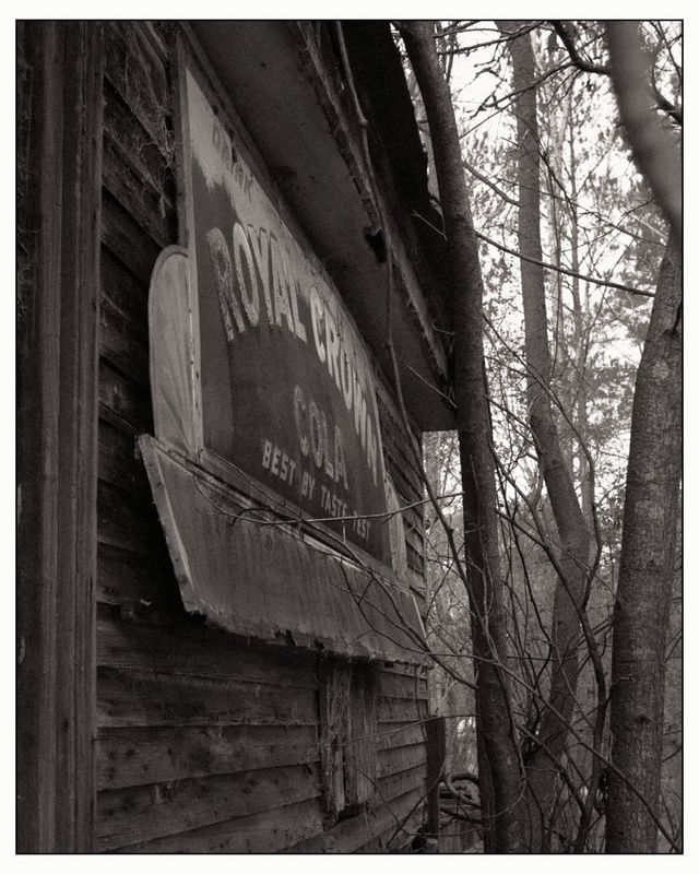 750_3660-Mono Sign.jpeg