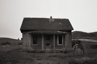 Farm Building.jpeg