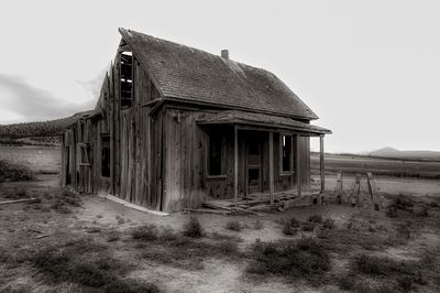 Farm House-2.jpg