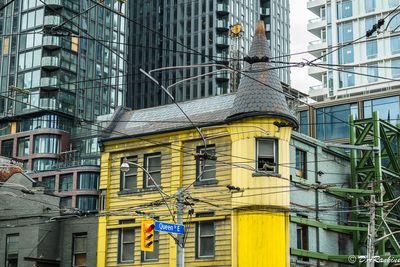 Saving an old building's facade