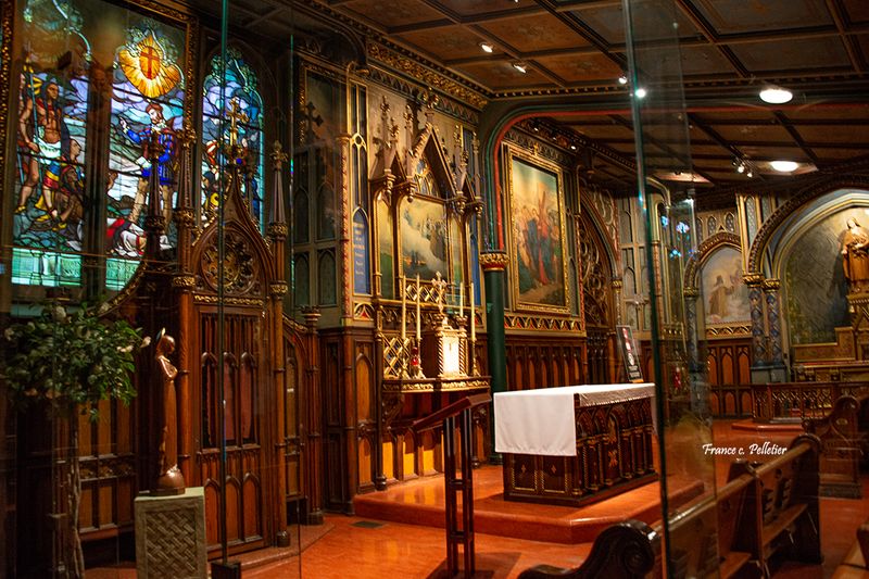 Basilique Notre-Dame_Pbase_9x6_DSC_8451.jpg