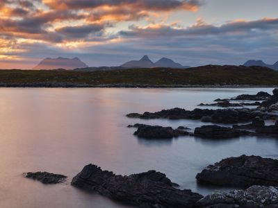 Scarlet Achnahaird 3-ntl.jpg