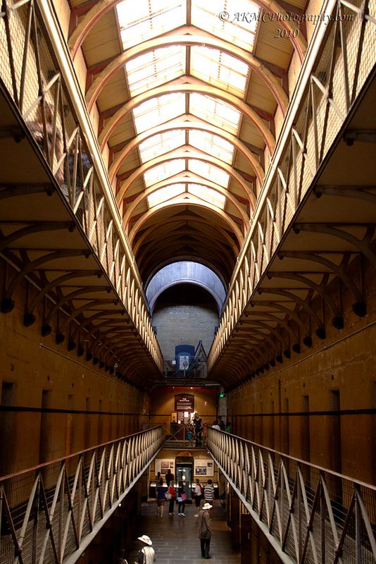 101224_123742_13260 A Bit Of Perspective (Fri 24 Dec 10)