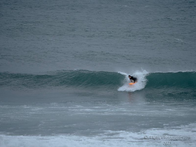 250117_062128_1776 Maybe Surfing Is Not A Place For MFT (Fri 17 Jan 25)