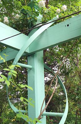 Pergola support with helix.