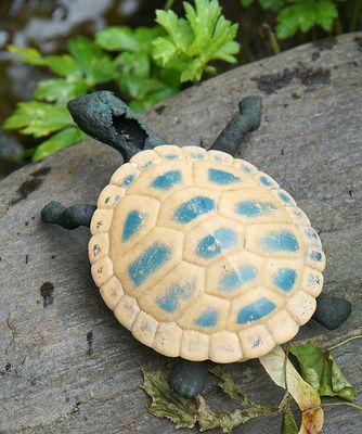 Turtle sculpture.