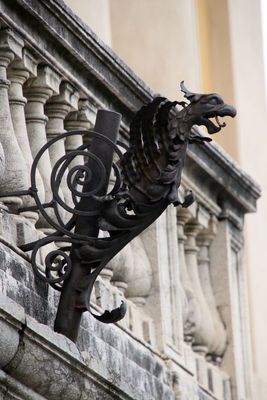 Un porte-drapeau des plus originaux