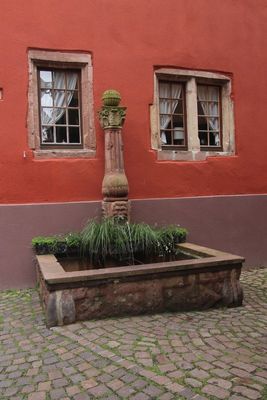 Fontaine du cerf Ribeauvill (Haut-Rhin)