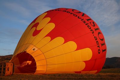 Le brleur chauffe l'air du ballon.